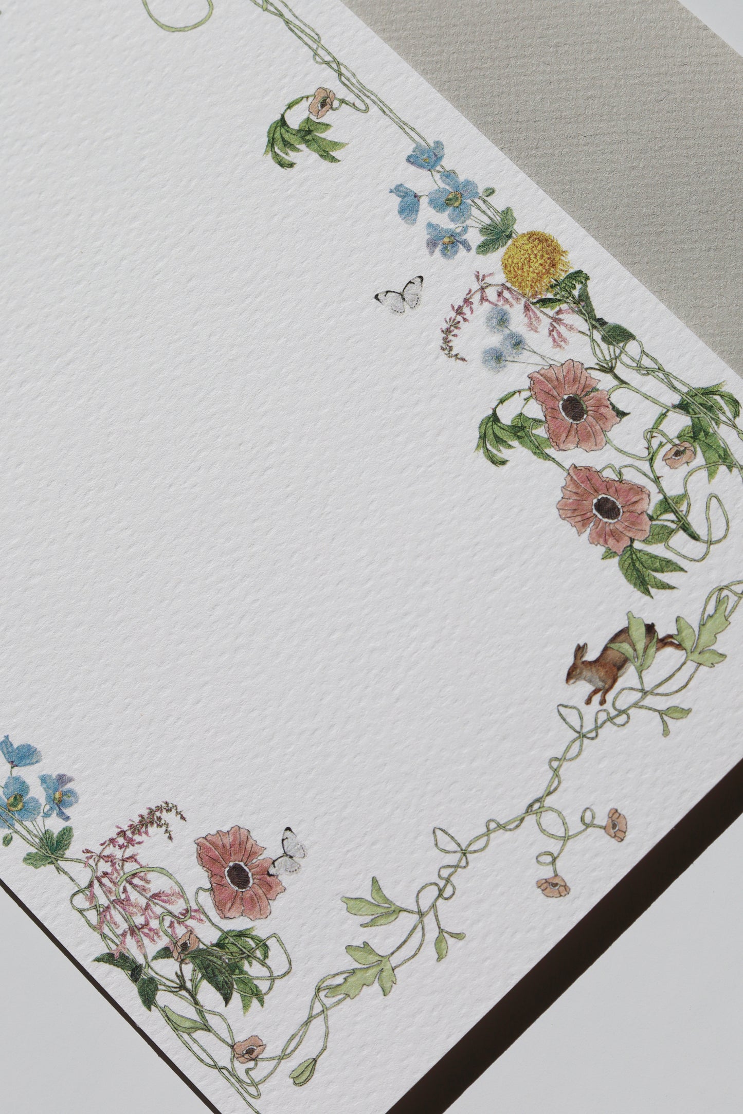 WILD GARDEN STATIONARY SET